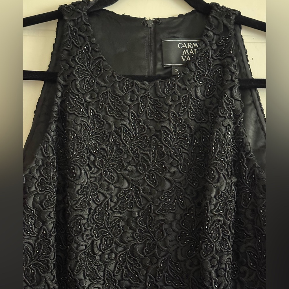 Carmen Marc Valvo Black lace Tank Top with Rounded Neckline